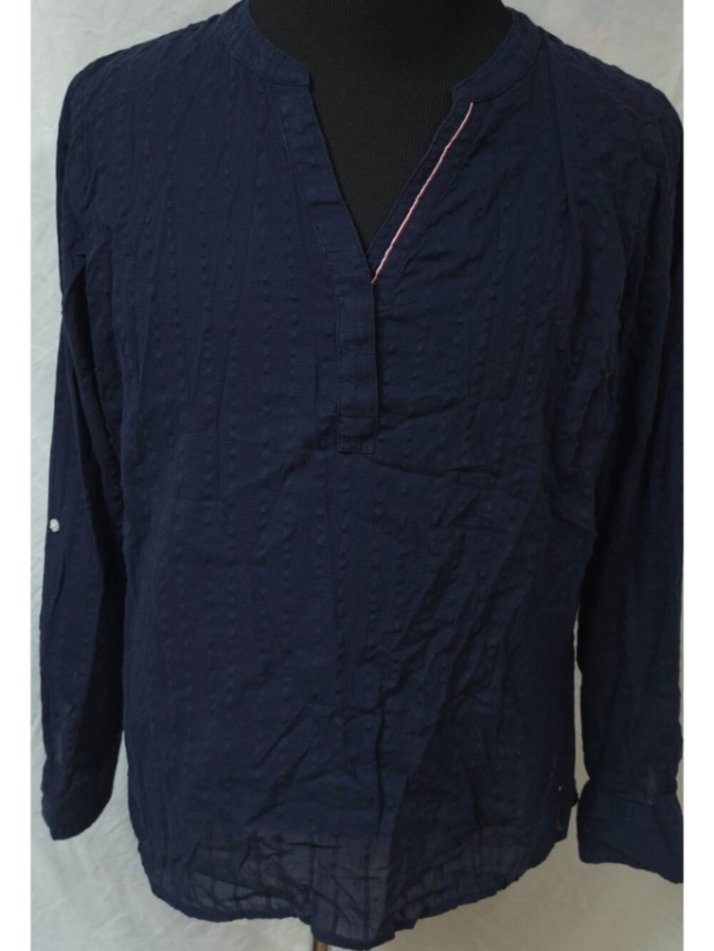 Tommy Hilfiger Womens XL Blue Clip Dot Textured V-Neck W/Buttons Roll Tab Top